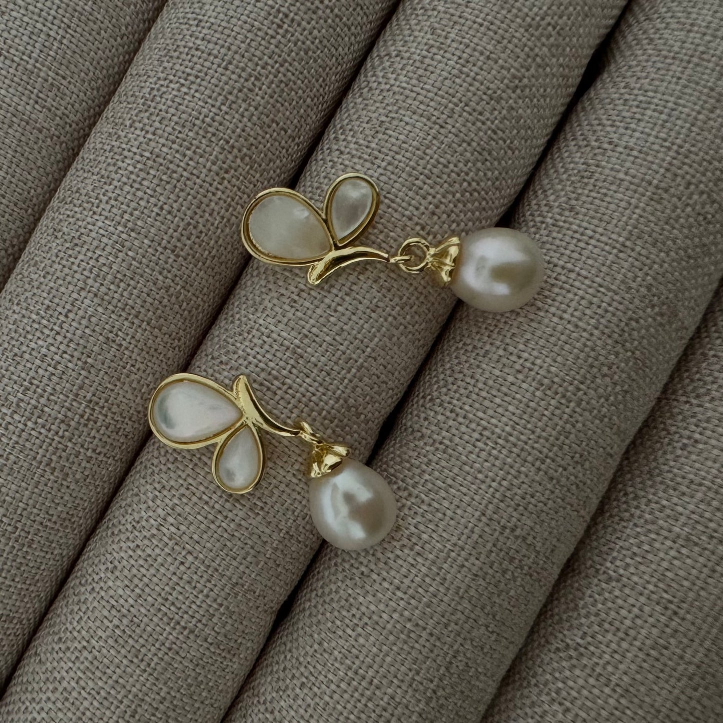 Butterfly wings dangle earrings