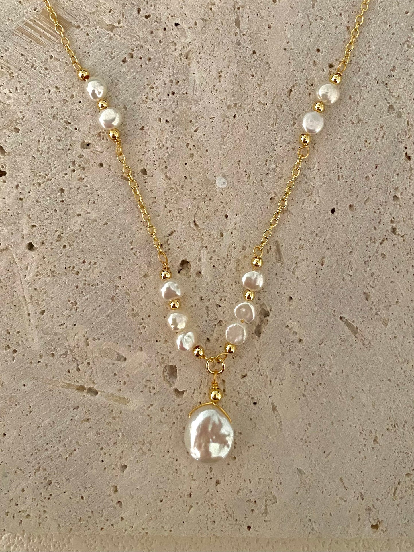Serene Beauty Pearl Necklace