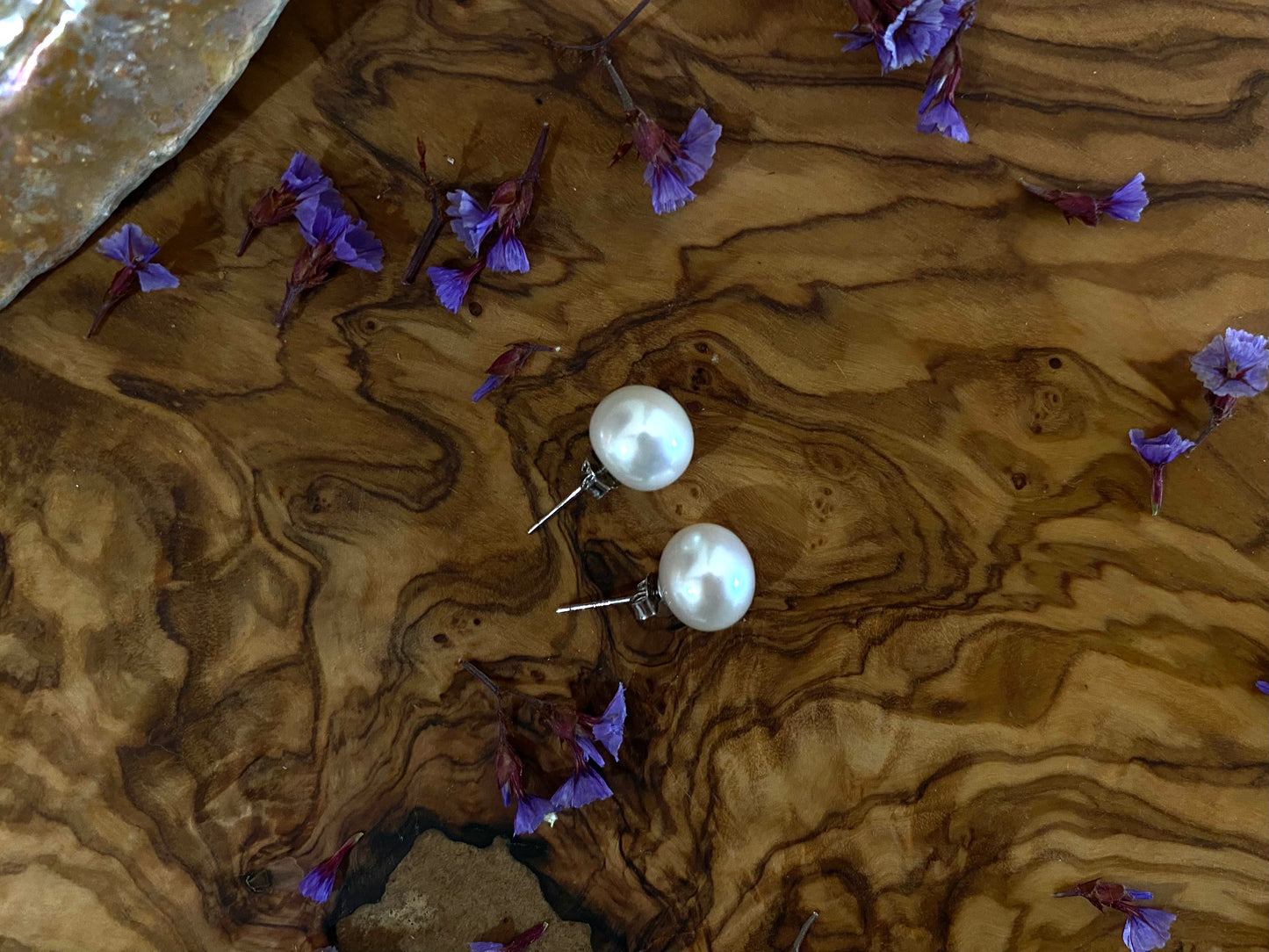 9-10mm Ultimate Freshwater Pearl Stud Earring