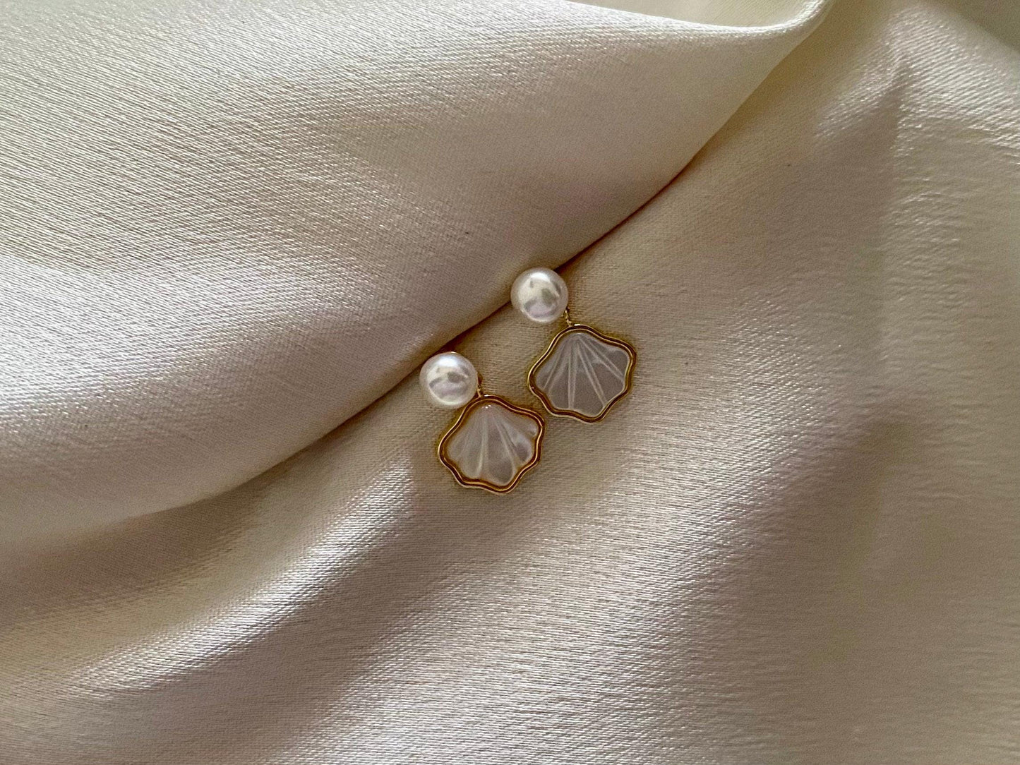 Seashell whisper Drop earring