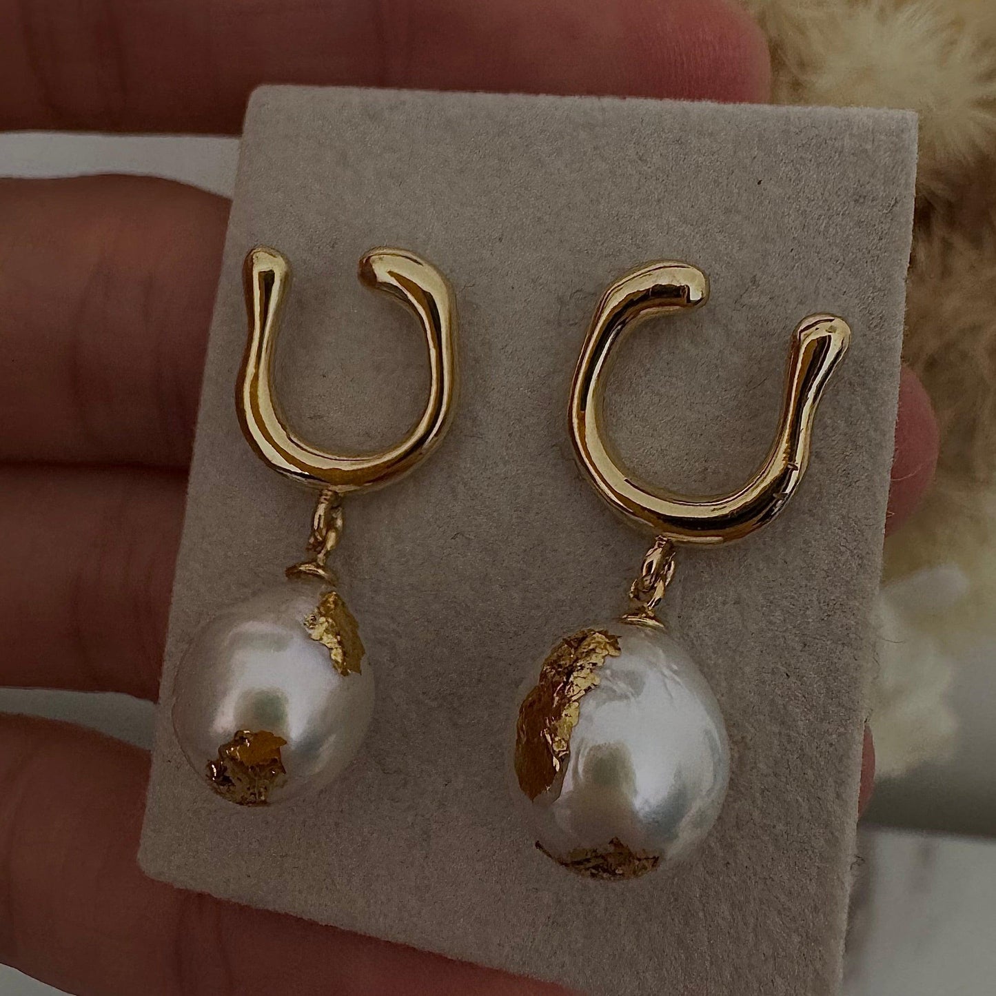 Pearl dangle earrings