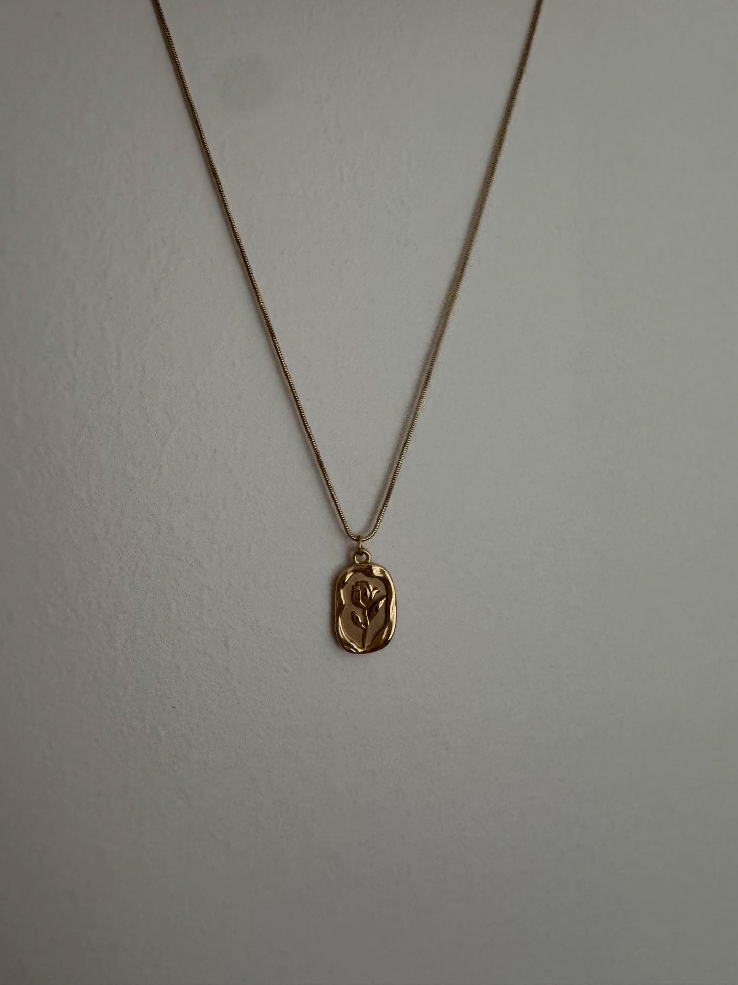 14k Rose Pendant necklace, bridal jewellery, pendant necklace gold, gift for her, birthday gift, anniversary gift