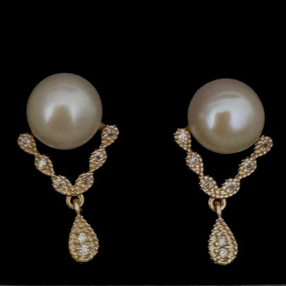 9-10mm Pearl Stud Earrings with Gold Dangle