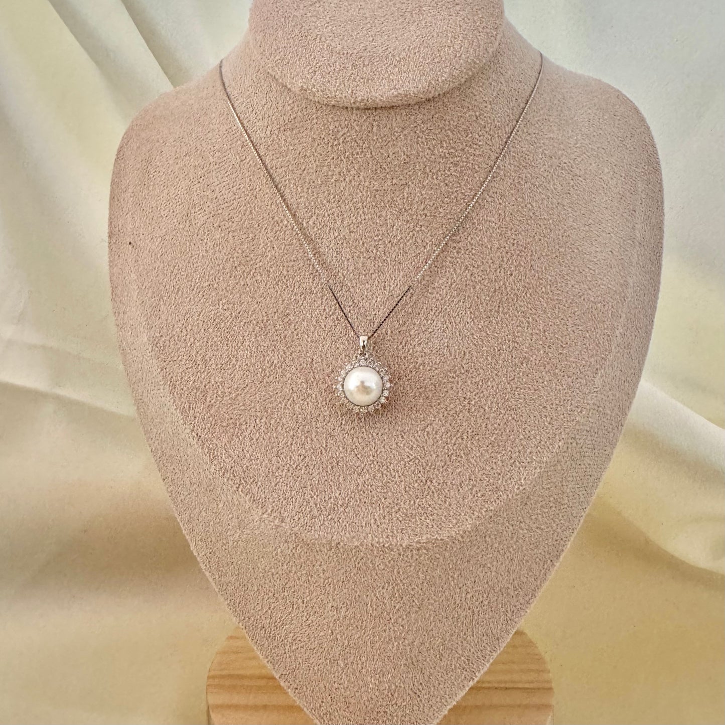 Genuine Freshwater Pearl Pendant Necklace