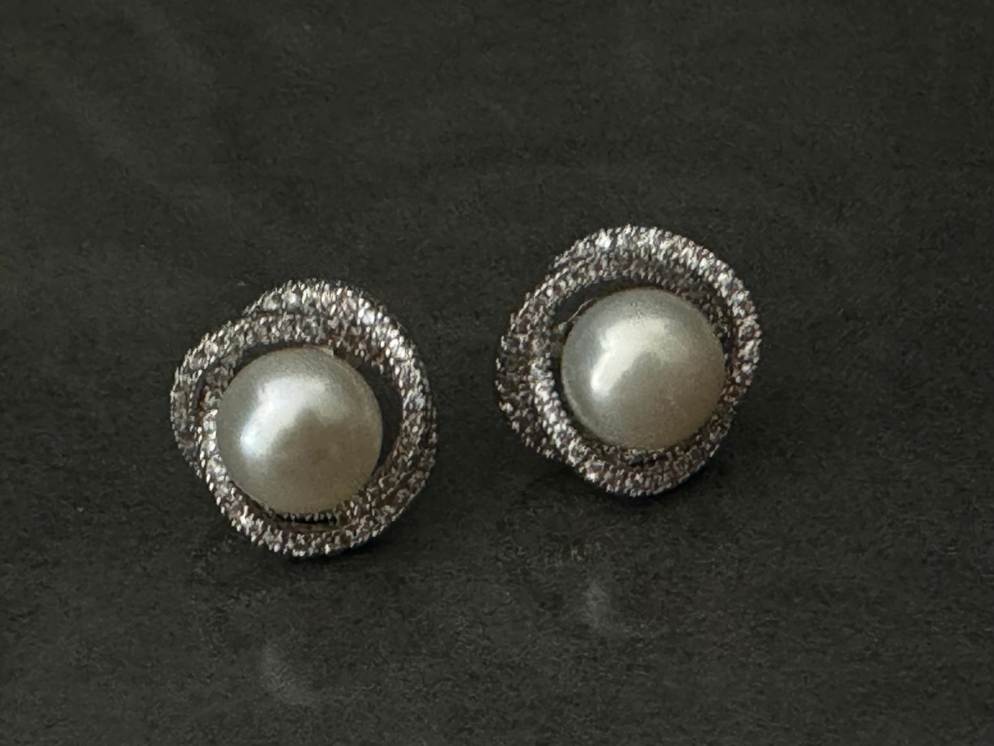 Freshwater Pearl Earrings