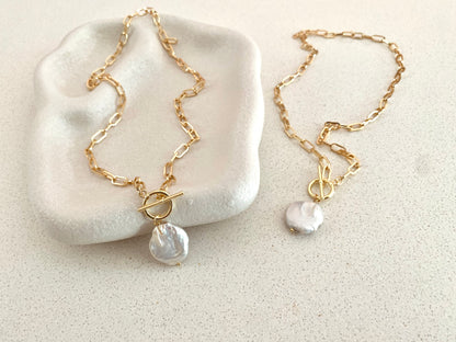Round Baroque Pendant Necklace