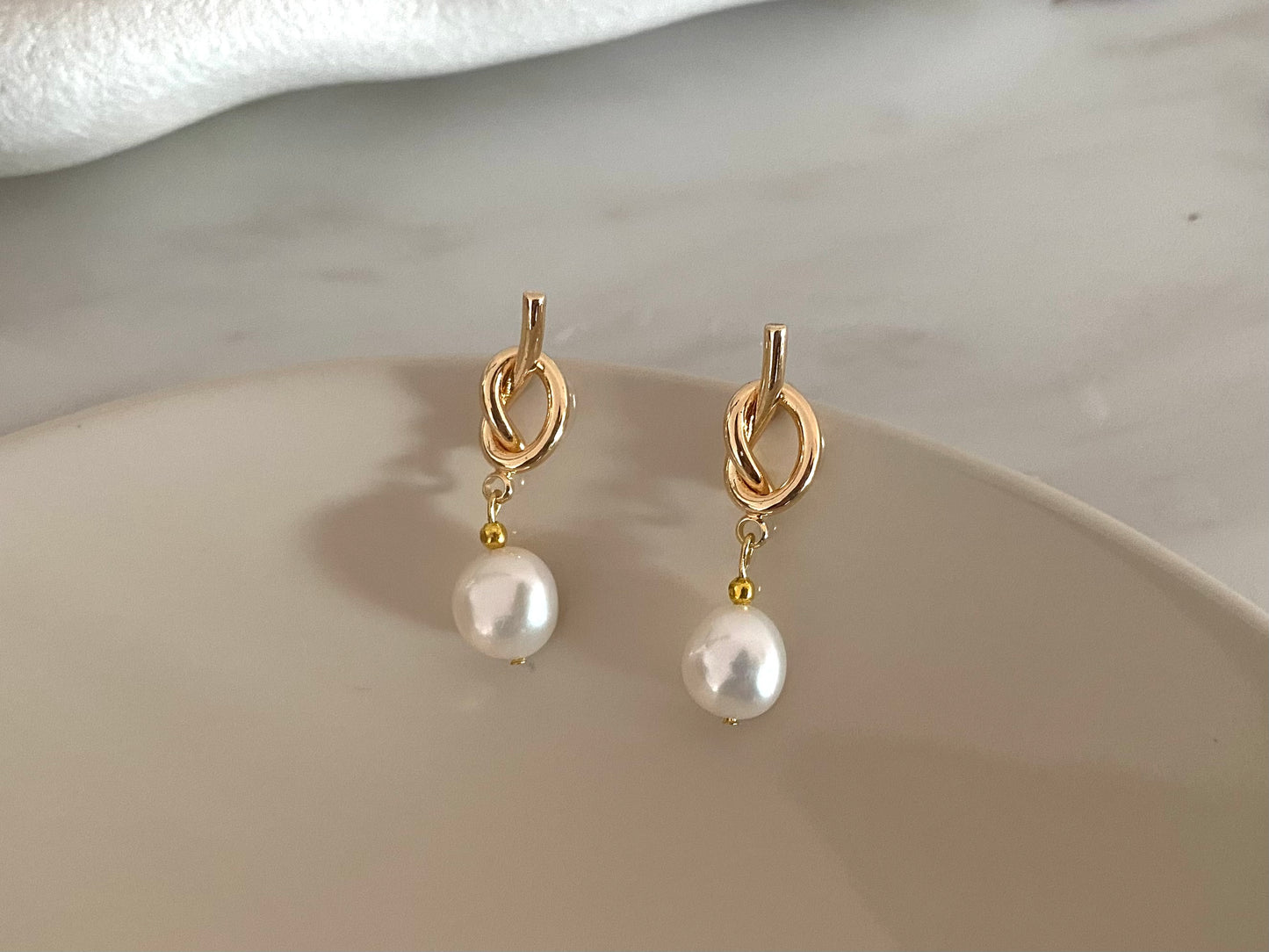 Genuine Freshwater Pearl Dangle Earrings