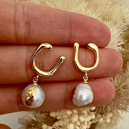 Pearl dangle earrings