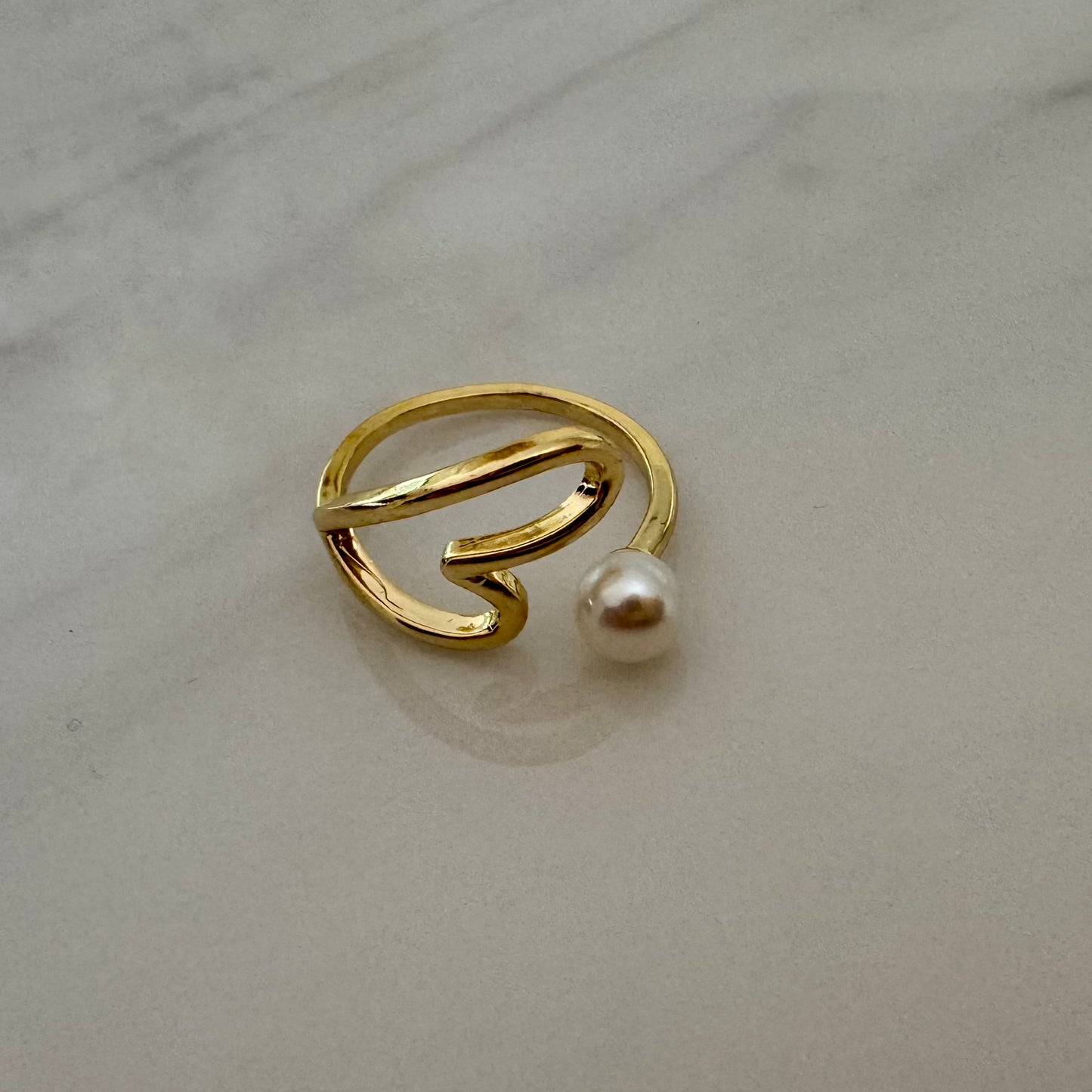 Pearl with heart ring