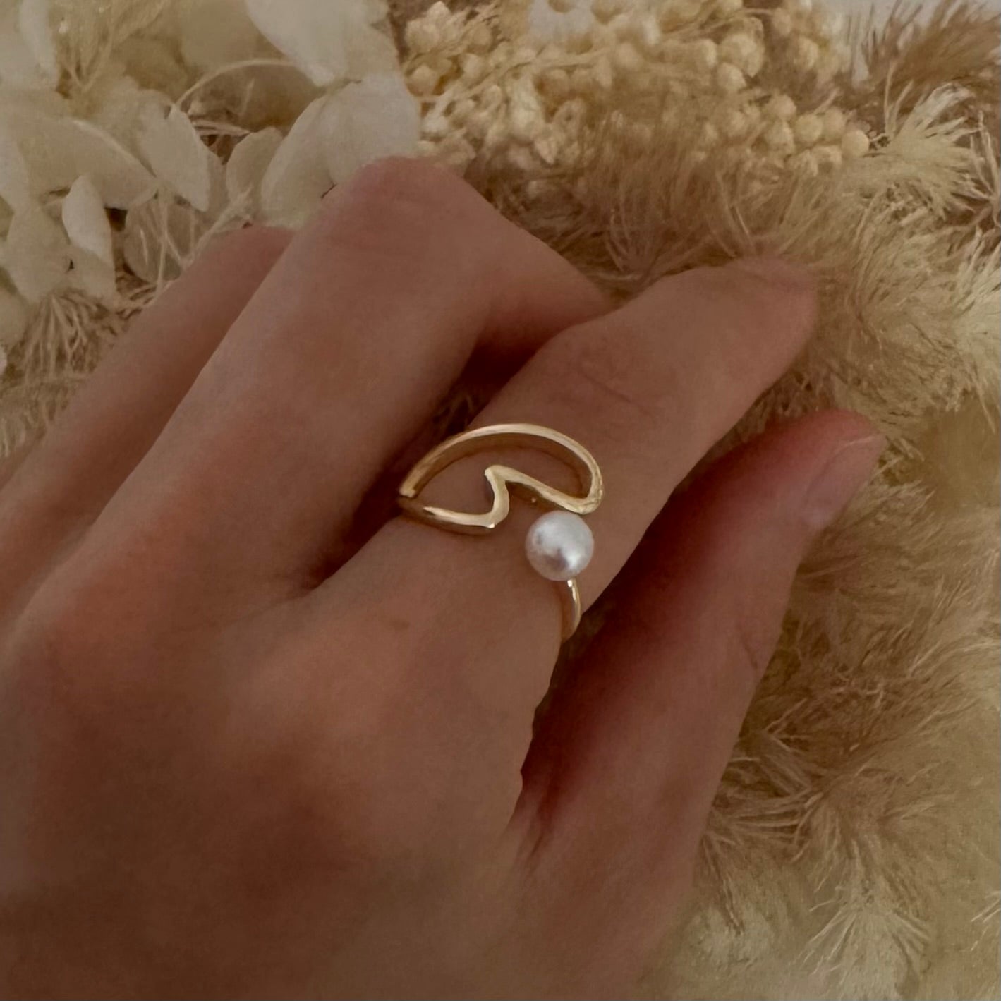 Pearl with heart ring