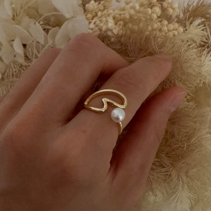 Pearl with heart ring
