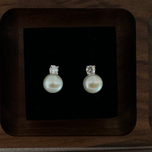 Freshwater Pearl Earrings