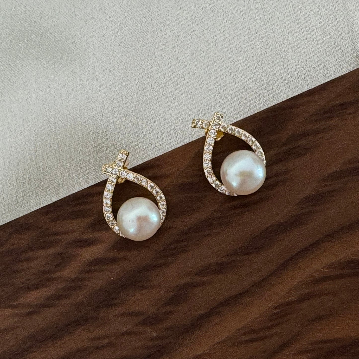 Freshwater Pearl Dangle Earrings