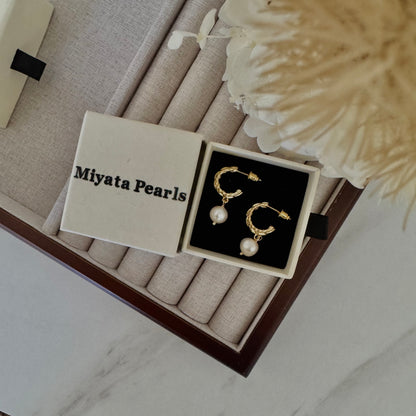 Pearl dangle earrings