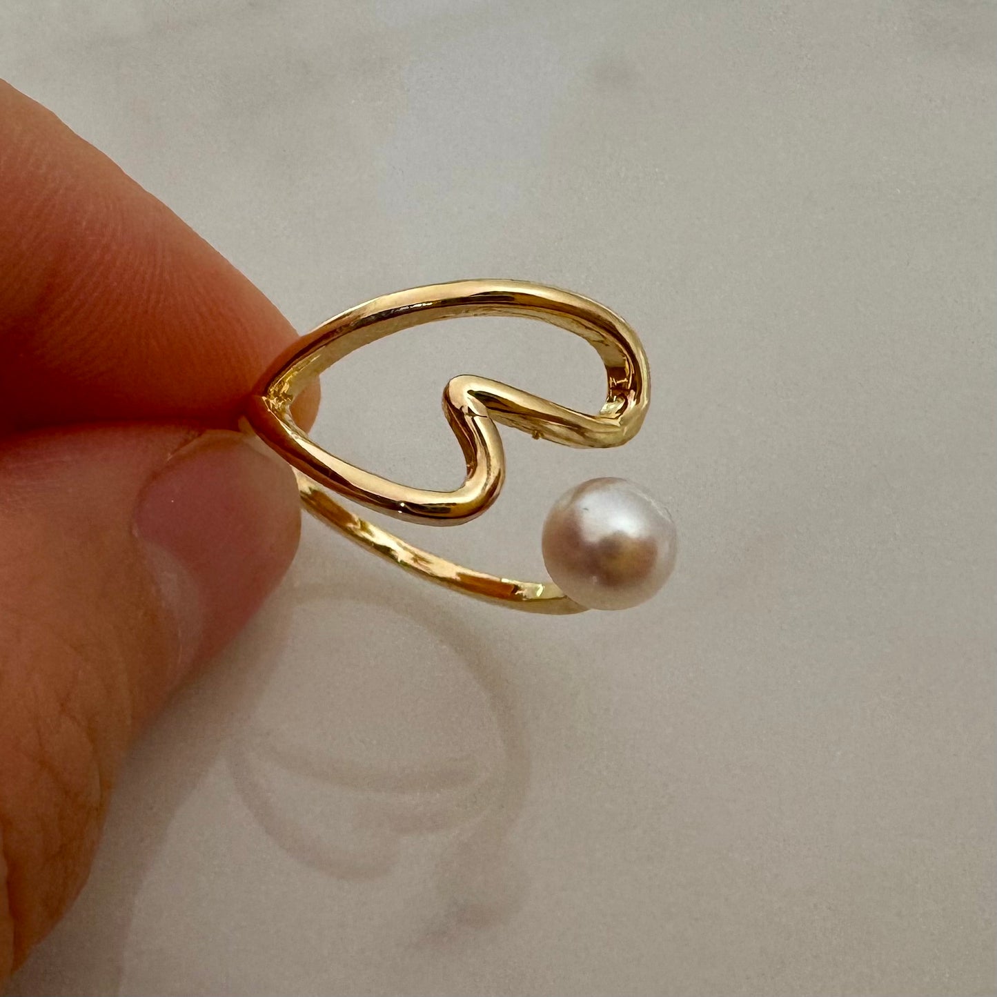 Pearl with heart ring