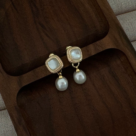 Freshwater Pearl Dangle Earrings