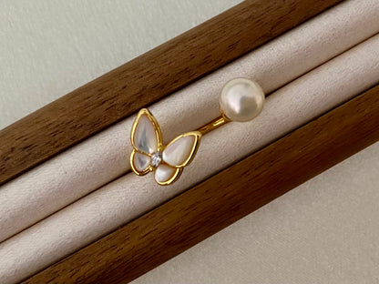 Butterfly Grace Pearl Ring