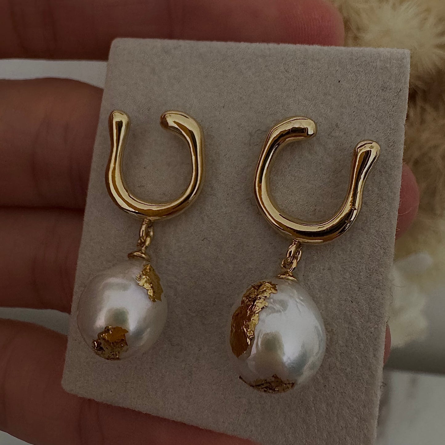 Pearl dangle earrings