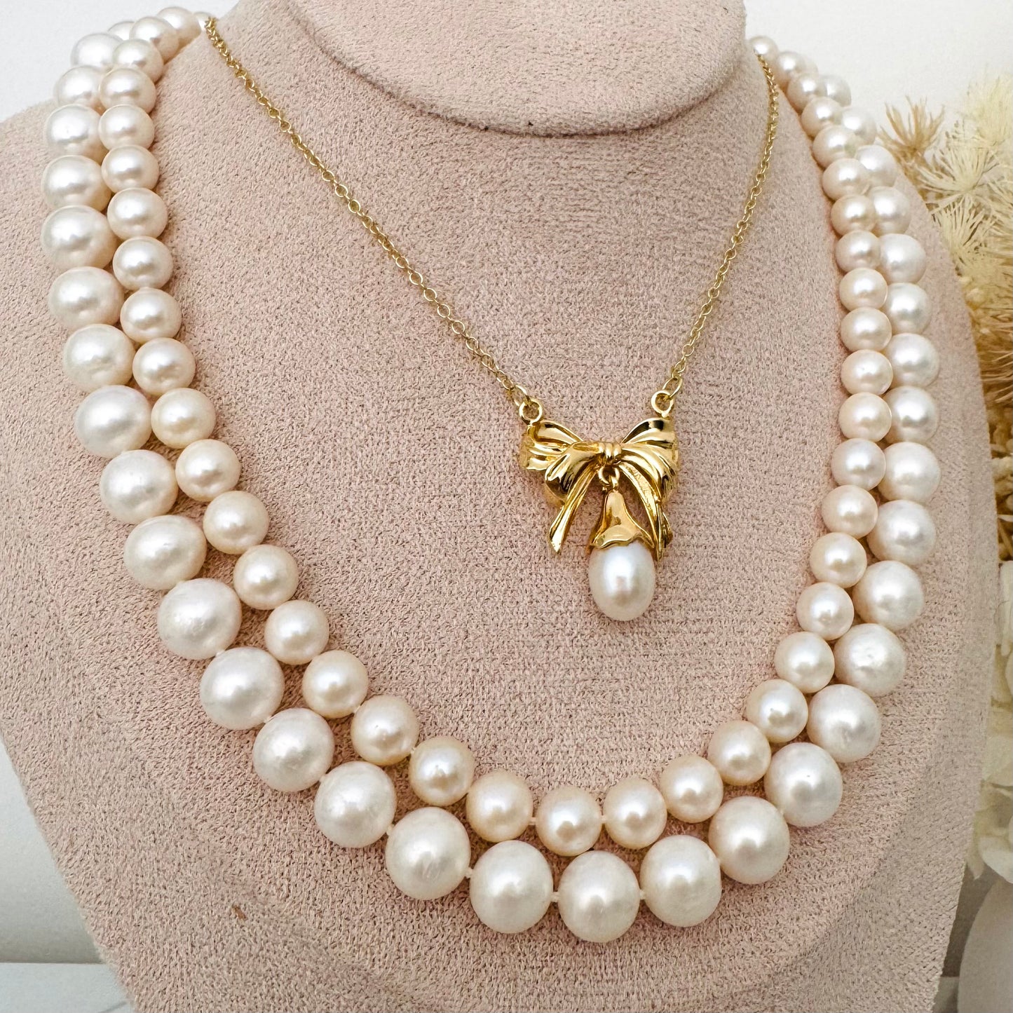 Knot bow pearl pendant necklace