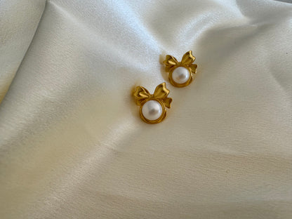 Genuine Freshwater Pearl Stud Earrings