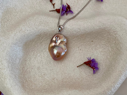 Exotic-Colored Baroque Pearls Pendant Necklace