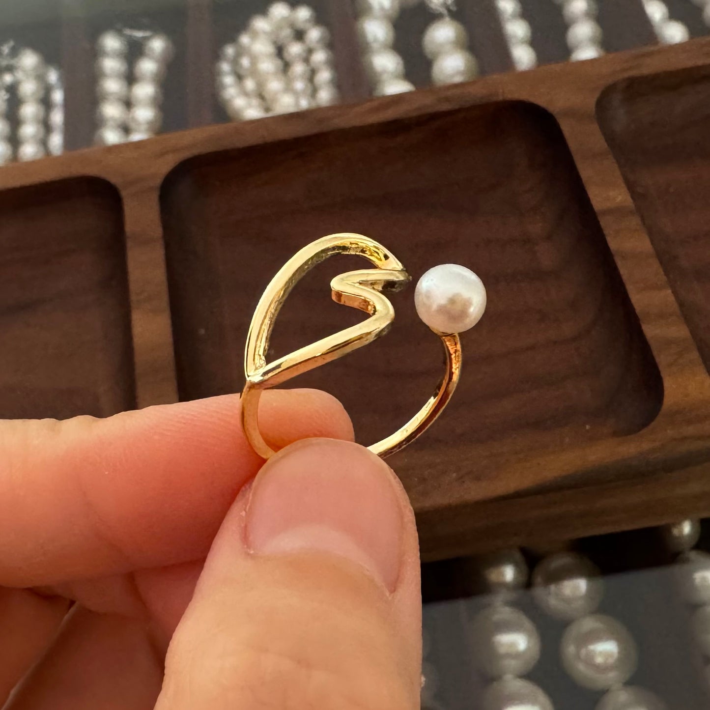 Pearl with heart ring