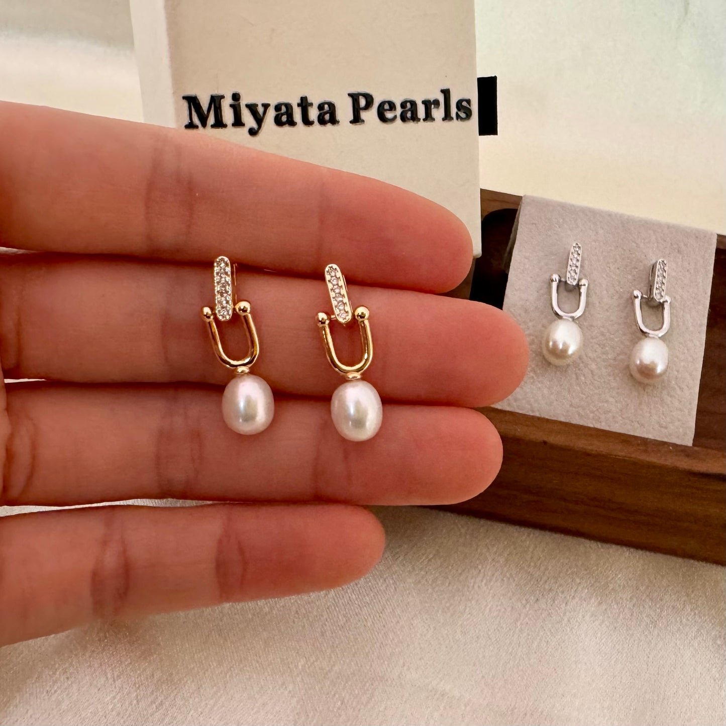 Freshwater Pearl dangle earrings