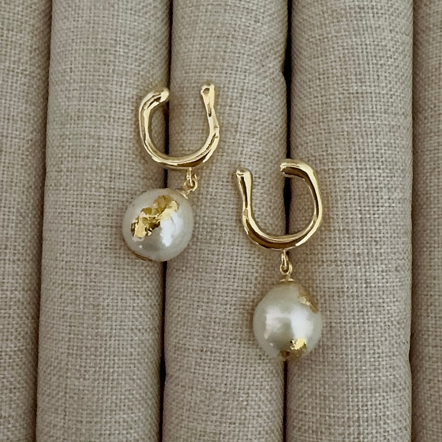 Pearl dangle earrings
