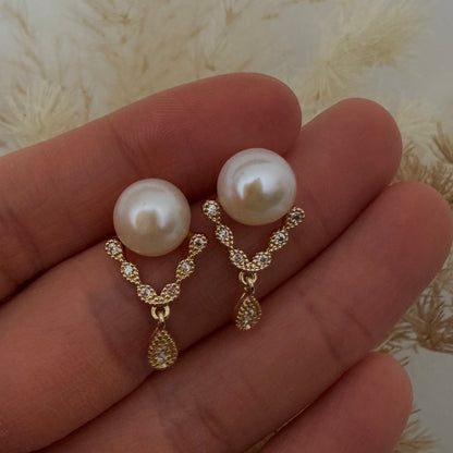 9-10mm Pearl Stud Earrings with Gold Dangle