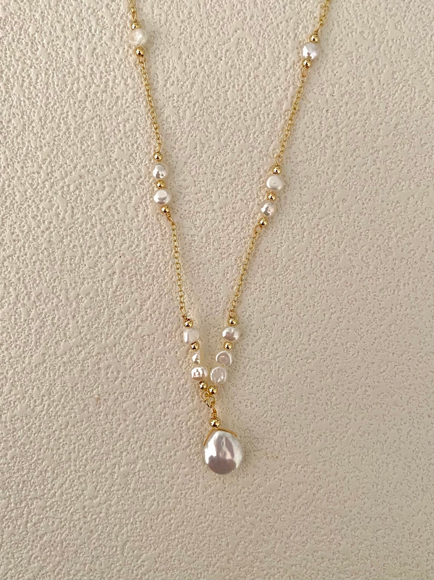 Serene Beauty Pearl Necklace