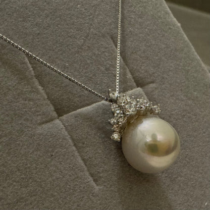 Premium 11-12mm Bridal Pearl Pendant Necklace – 925 Silver Crown Accent