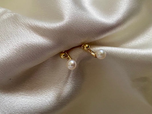 Tiny Pearl Drop Earring