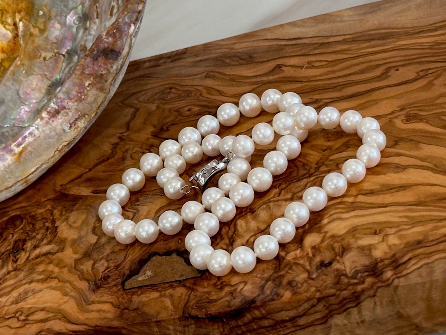 8-9mm Classic Freshwater Pearl Necklace