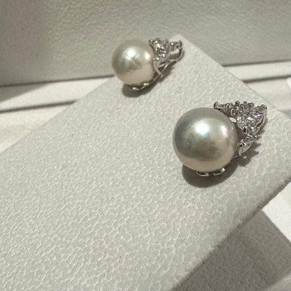 Premium 11-12mm Bridal Pearl Earrings – 925 Silver Crown Accent