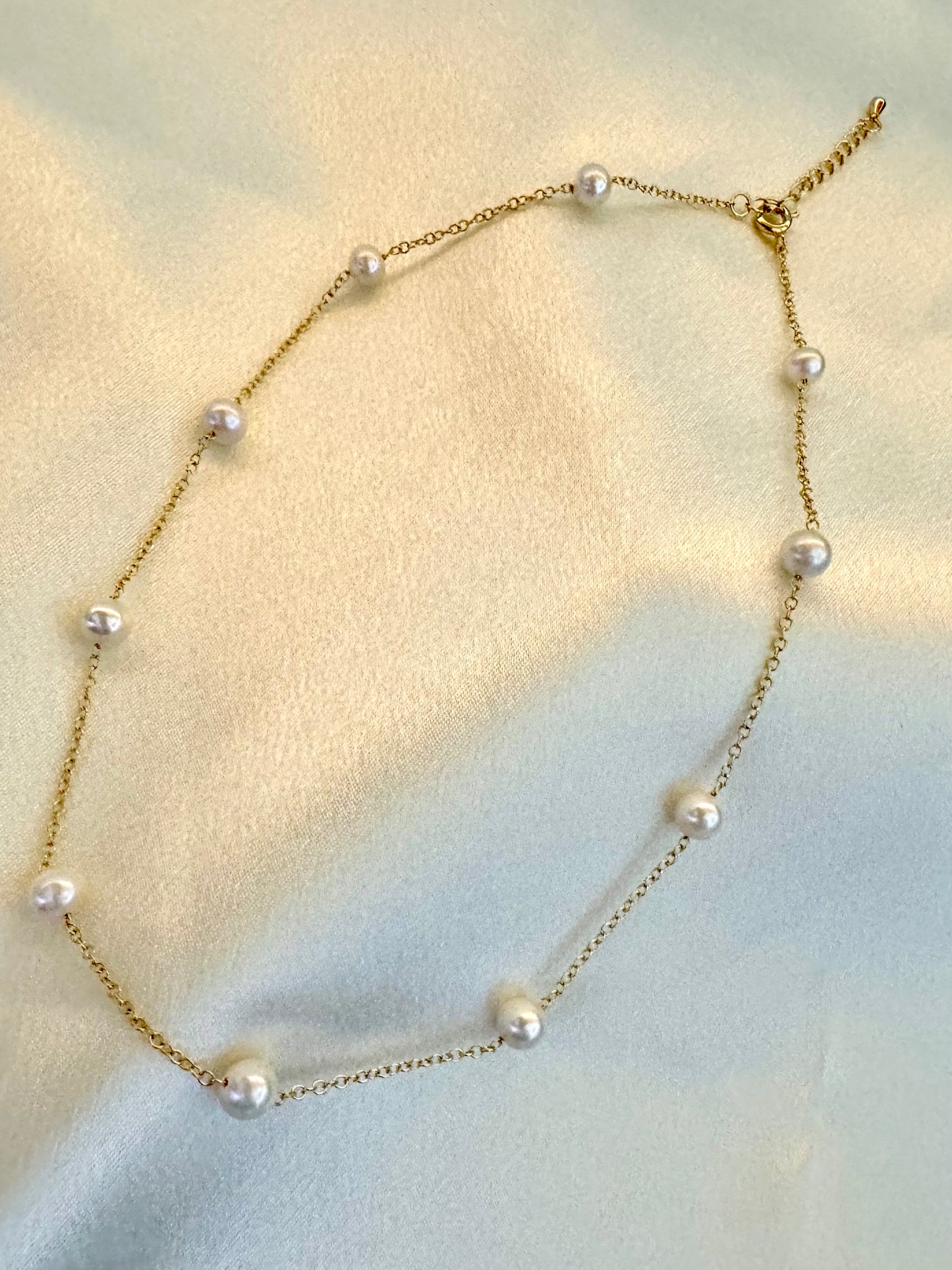 Tina Pearl Necklace