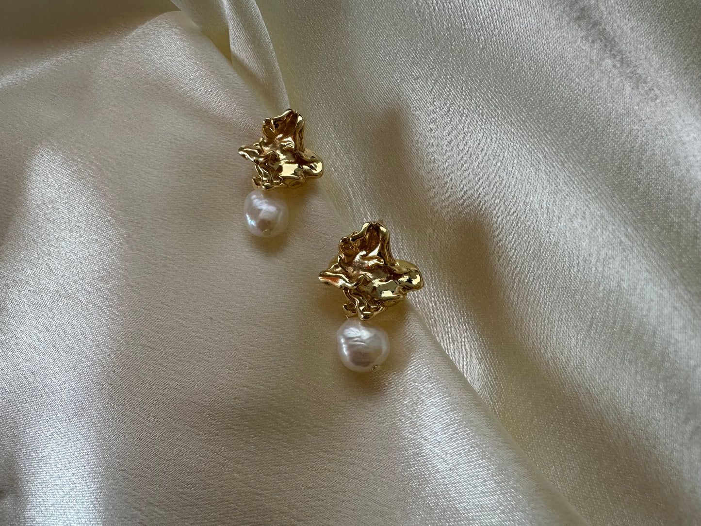 Baroque Freshwater Pearl Drop Earrings, baroque pearls, bridal jewellery, gold drop earrings, gift for her, birthday gift, anniversary gift