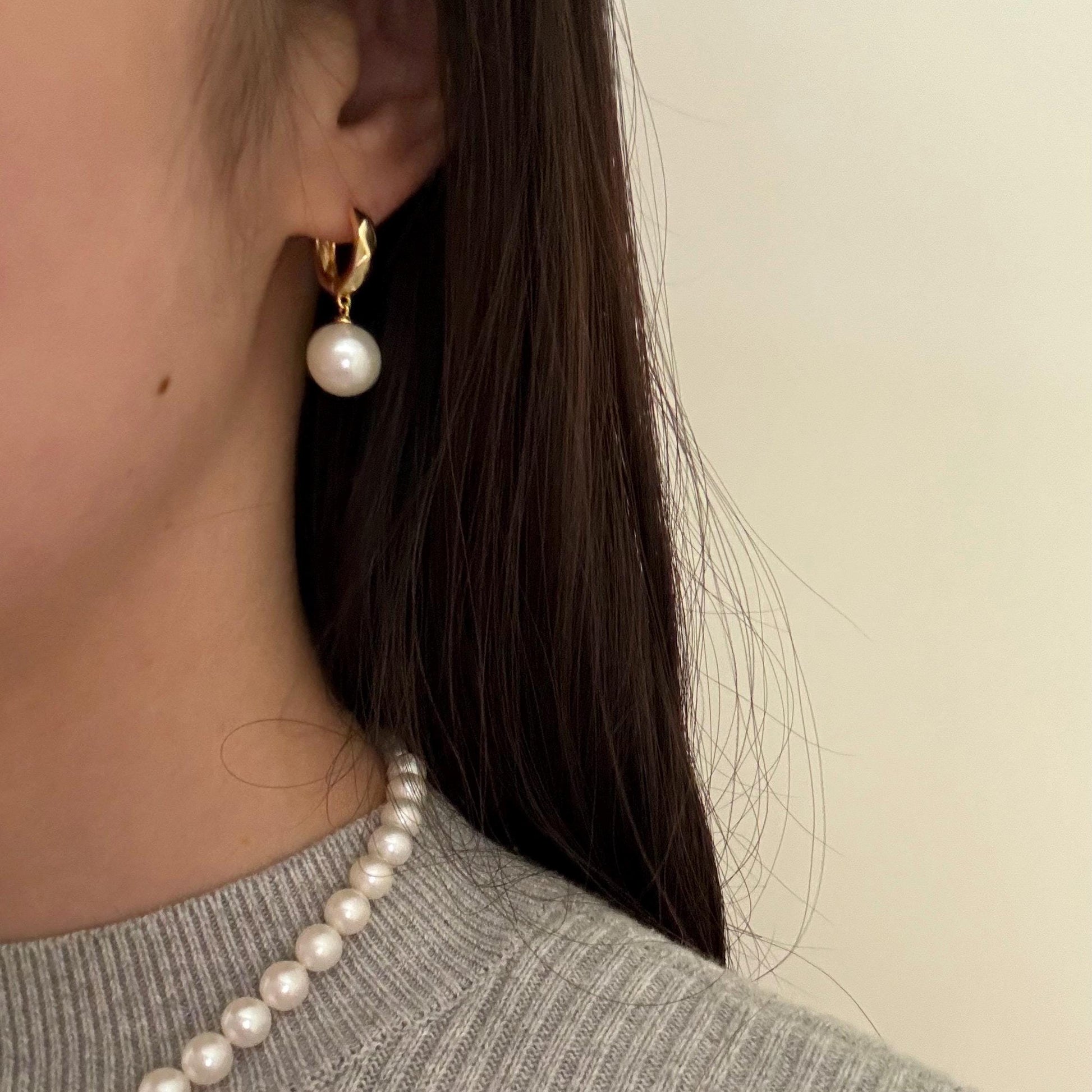 Freshwater Pearls Drop Hoop Earrings in gold-plated sterling silver, 5A quality, natural round pearls, bridal earrings, wedding jewellery