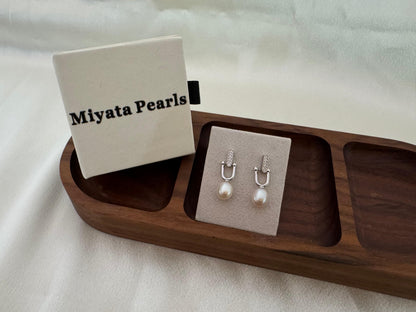 Freshwater Pearl dangle earrings