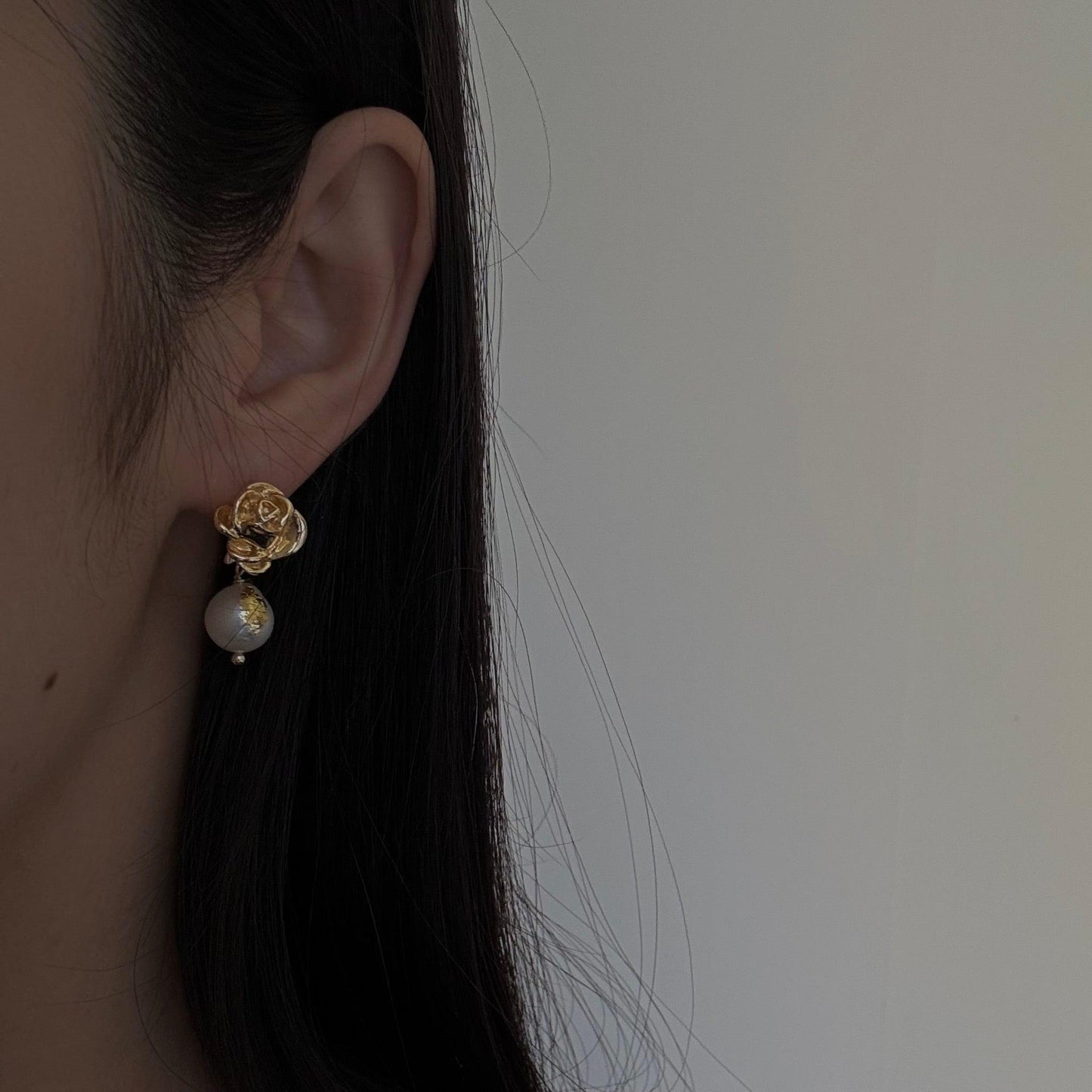 Floral Pearl dangle earrings
