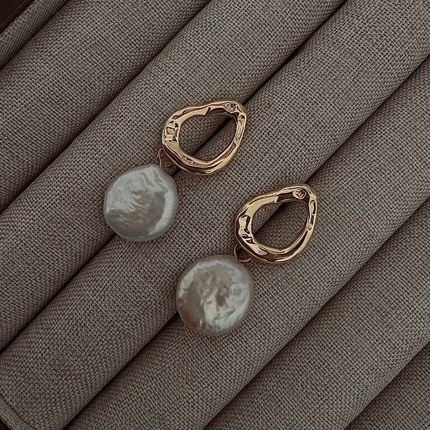 Coin baroque dangle earrings