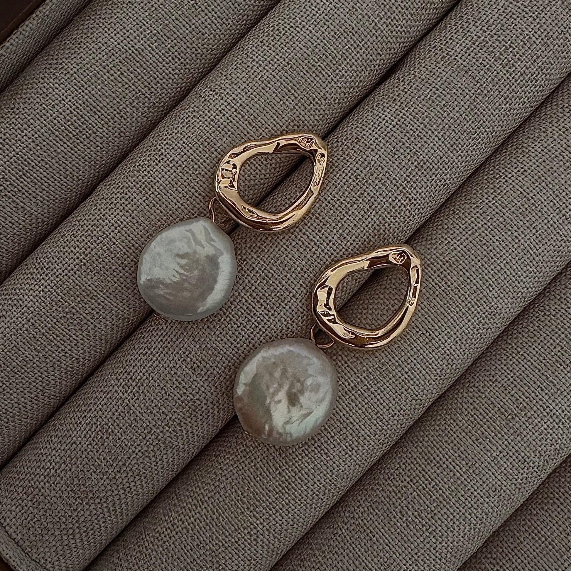 Coin baroque dangle earrings