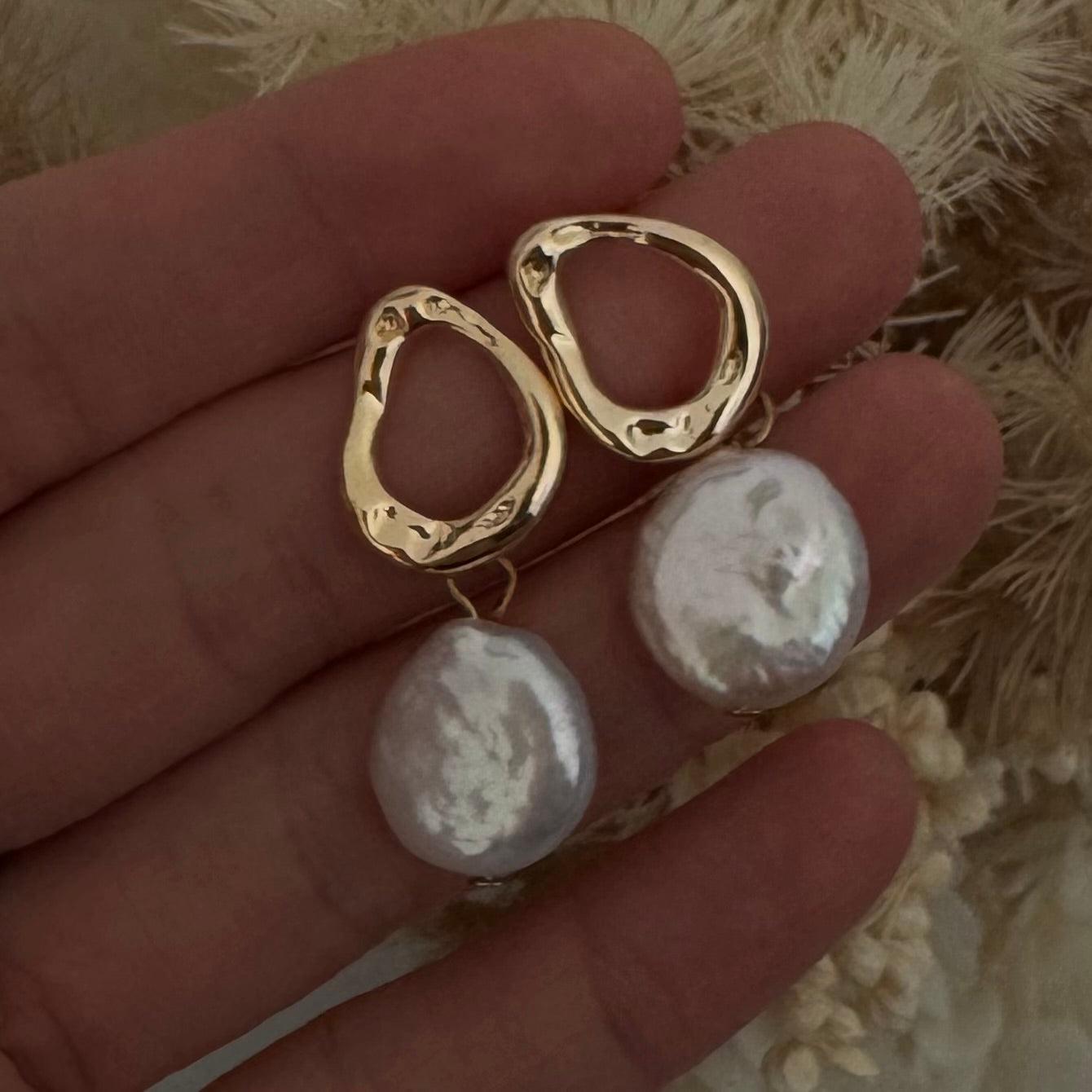 Coin baroque dangle earrings