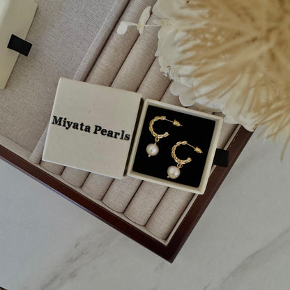 Pearl dangle earrings