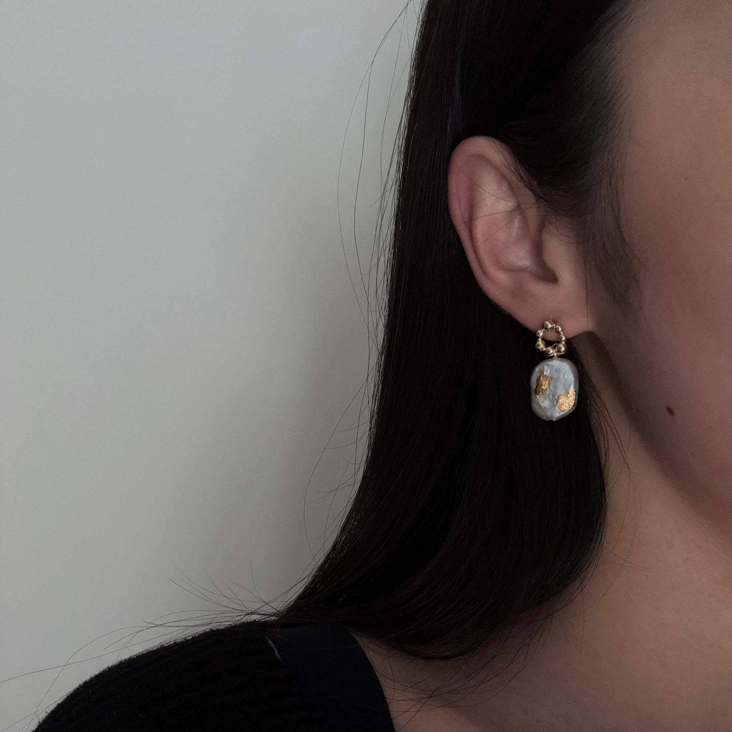 Baroque dangle earrings