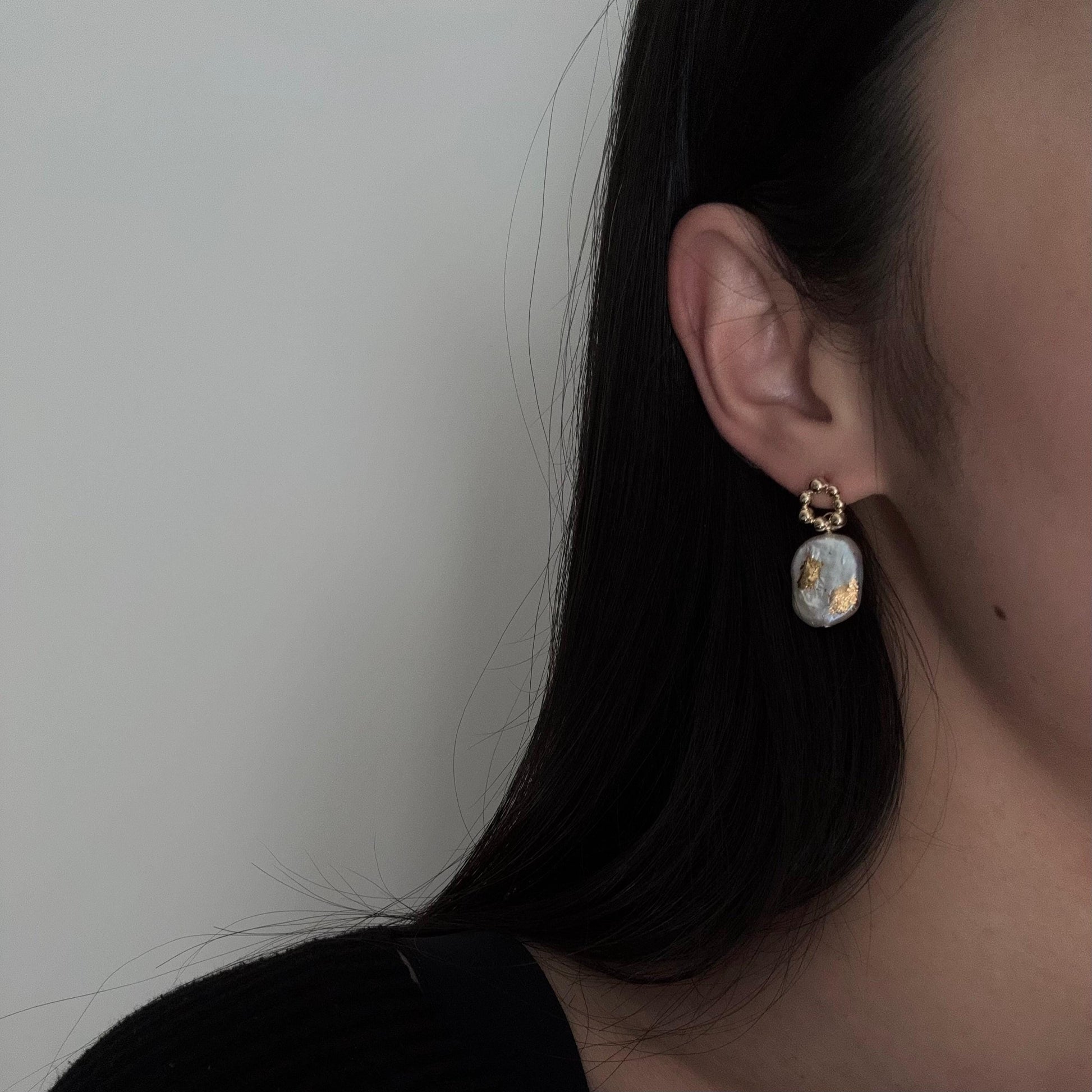 Baroque dangle earrings