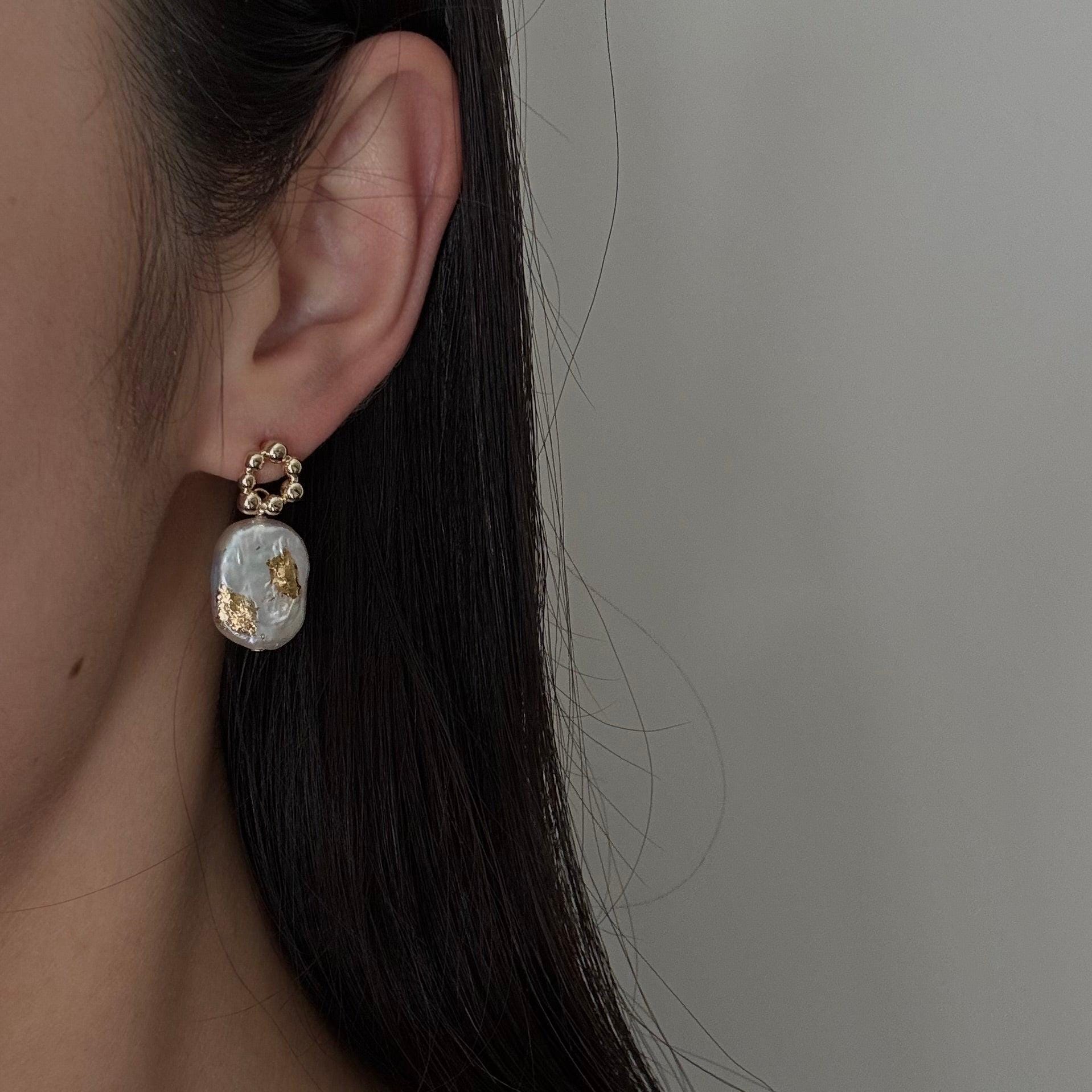 Baroque dangle earrings