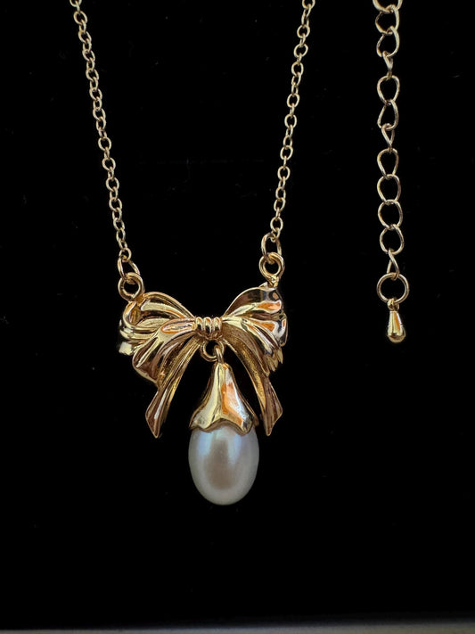 Dainty Bowknot Freshwater Pearl Pendant necklace, bridal jewellery, pendant necklace gold, gift for her, birthday gift, anniversary gift