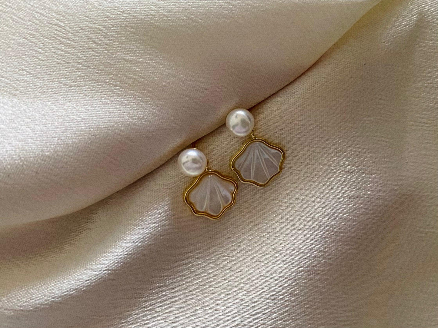 Seashell whisper Drop earring