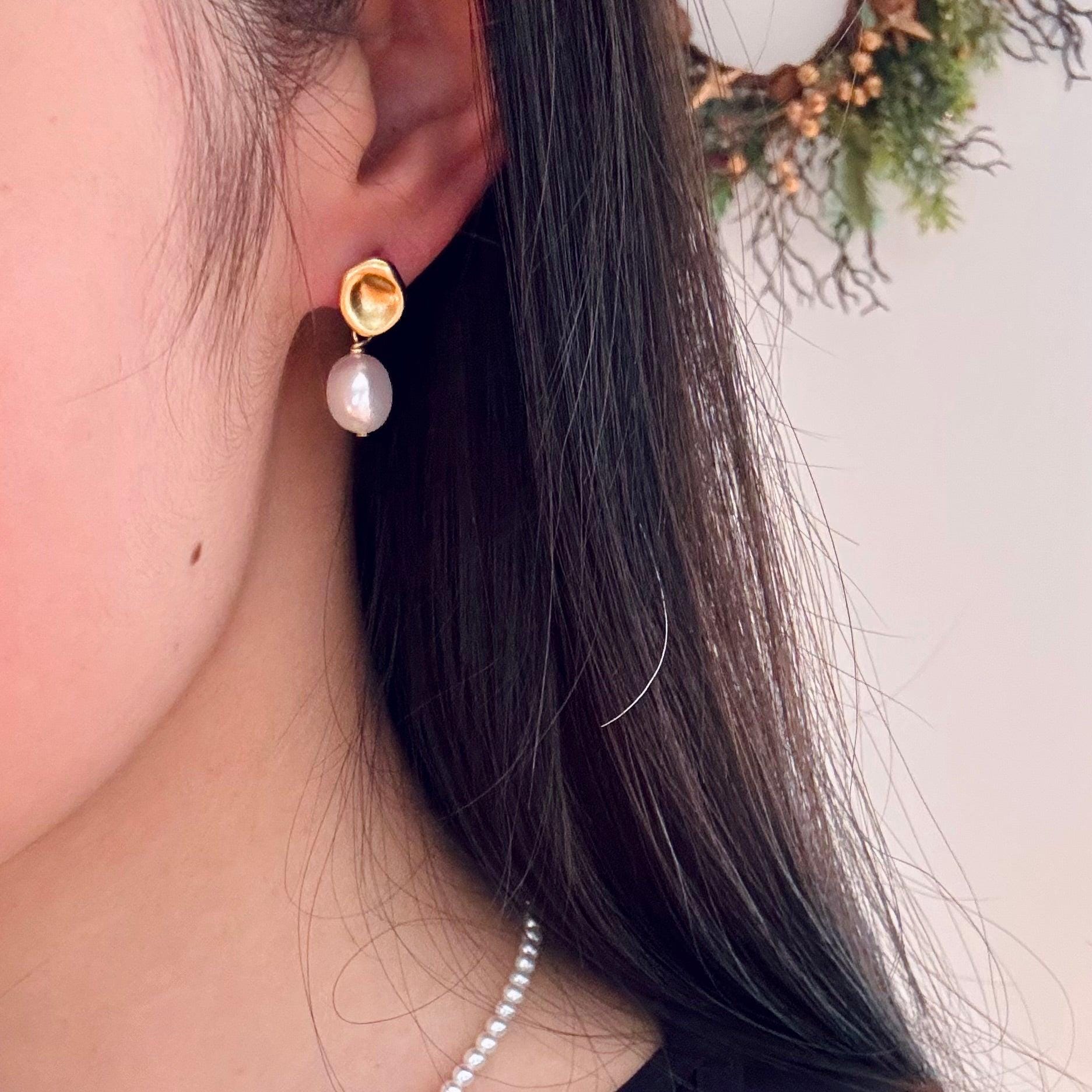 Freshwater Pearl Dangle Earrings