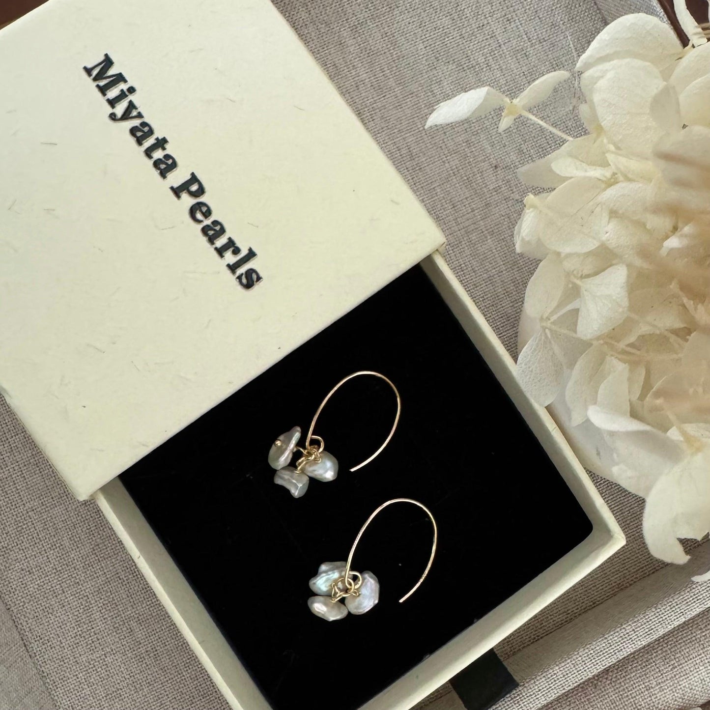 Keshi flower drop earrings